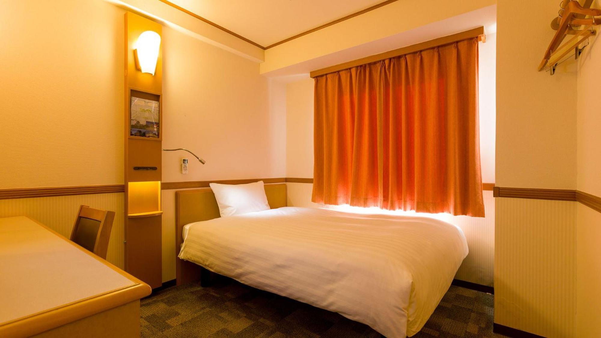 Toyoko Inn Kanda Akihabara Prefektura Tokio Pokoj fotografie